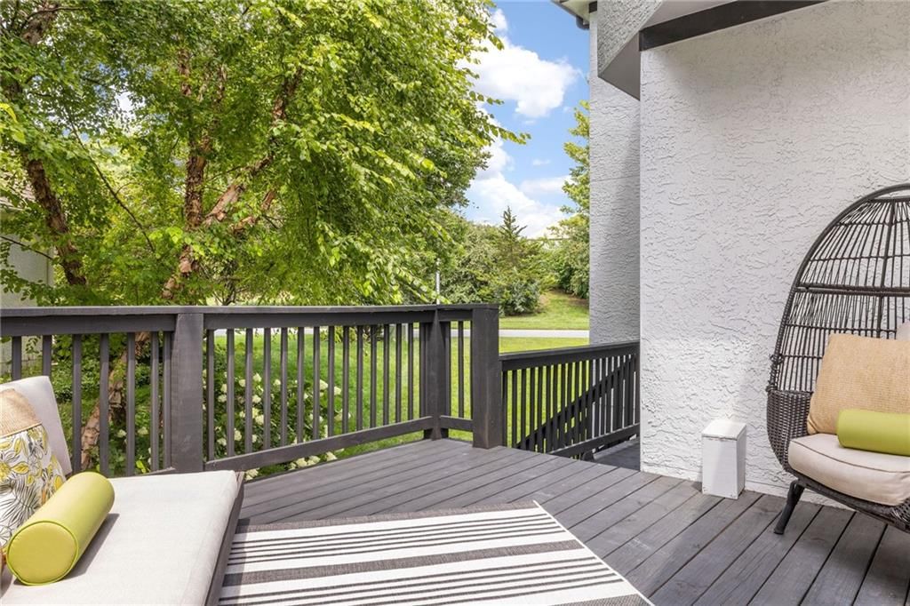 15142 Windsor Circle — photo 46