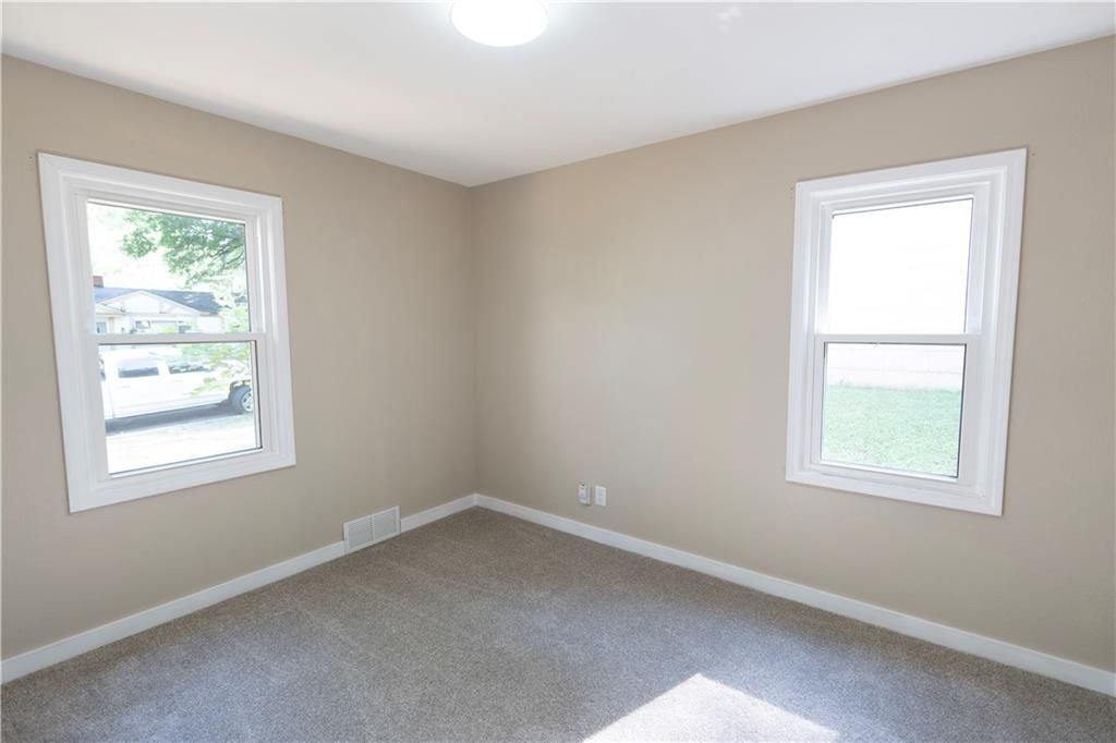 Photo 25 of 38 - 9012 E 75th Street