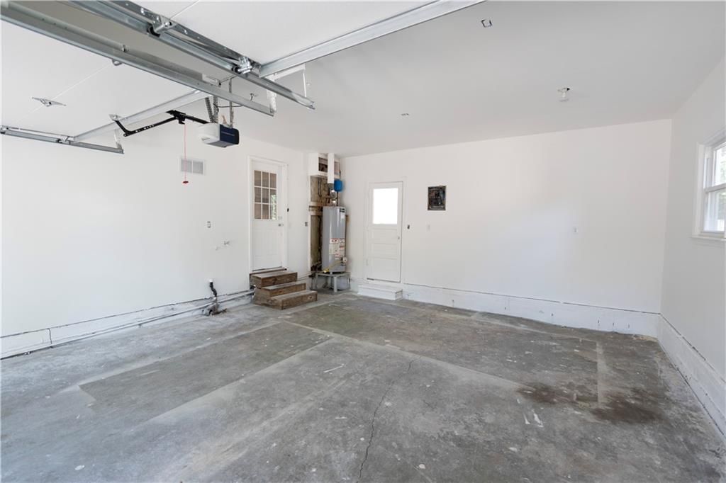 Photo 27 of 38 - 9012 E 75th Street