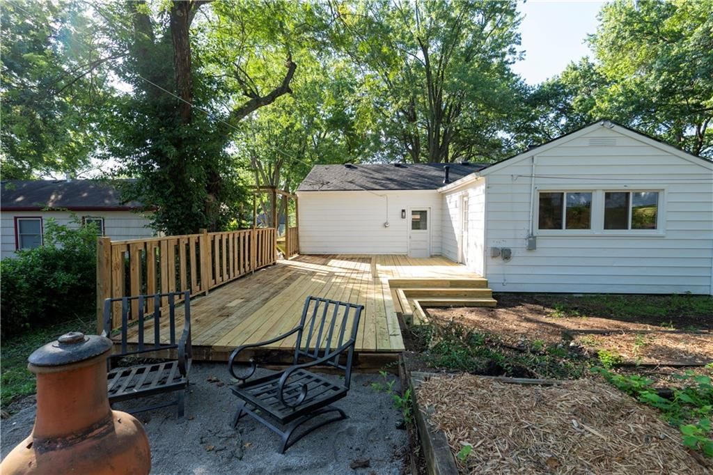 Photo 32 of 38 - 9012 E 75th Street