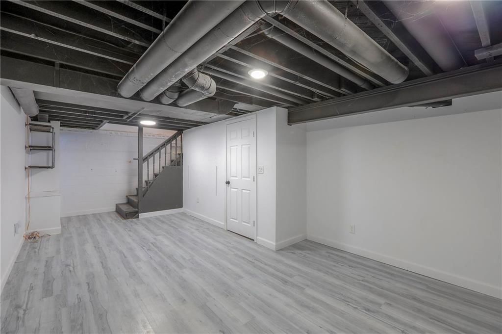 917 E 77th Street — photo 31