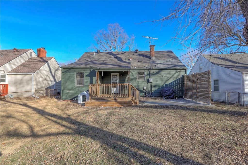 917 E 77th Street — photo 33