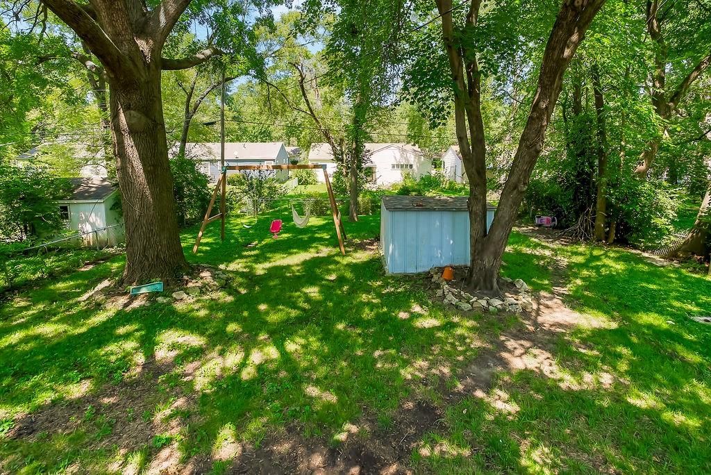 Photo 23 of 28 - 6414 W 82nd Street
