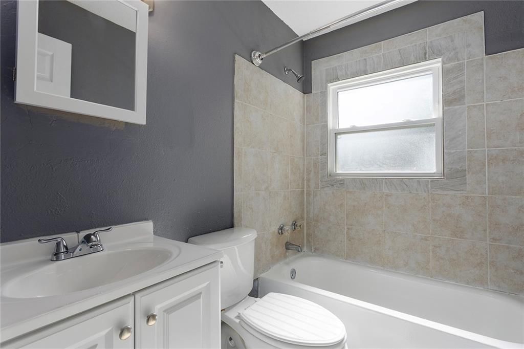 Photo 6 of 19 - 8704 E BANNISTER Terrace