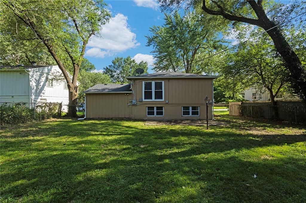 Photo 17 of 19 - 8704 E BANNISTER Terrace