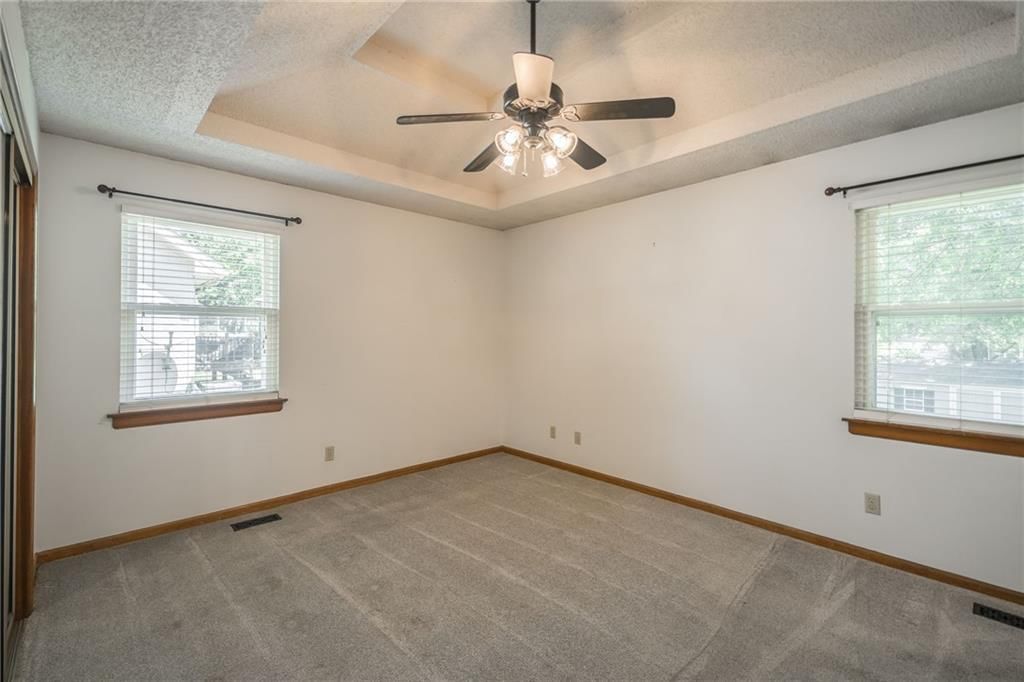 Photo 30 of 47 - 215 N Darrowby Drive