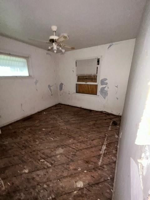 10007 Hardesty Avenue — photo 6