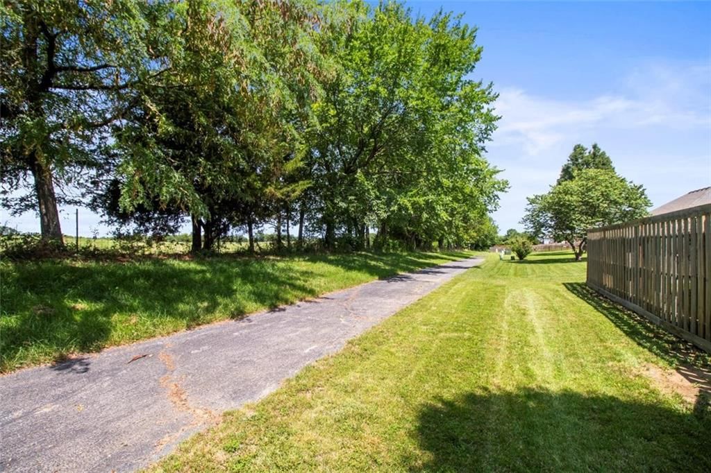 700 SW Bobcat Street — photo 23