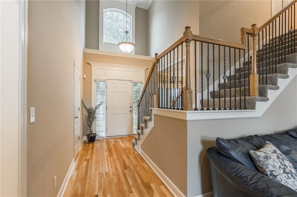 1121 Redwood Place — photo 4