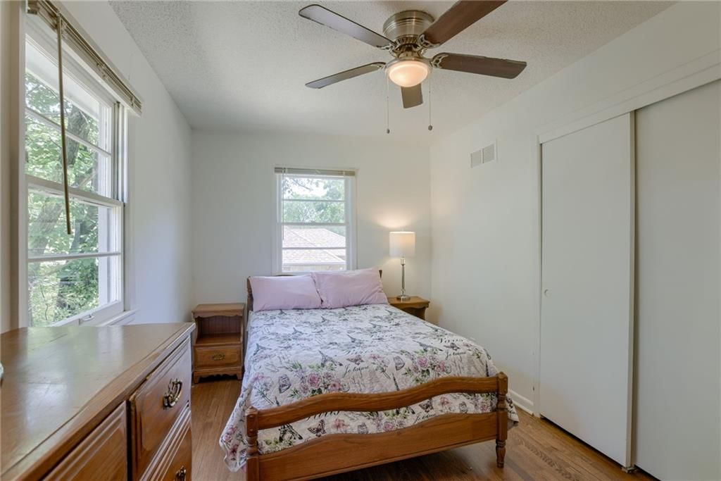 12116 W 63rd Terrace — photo 10