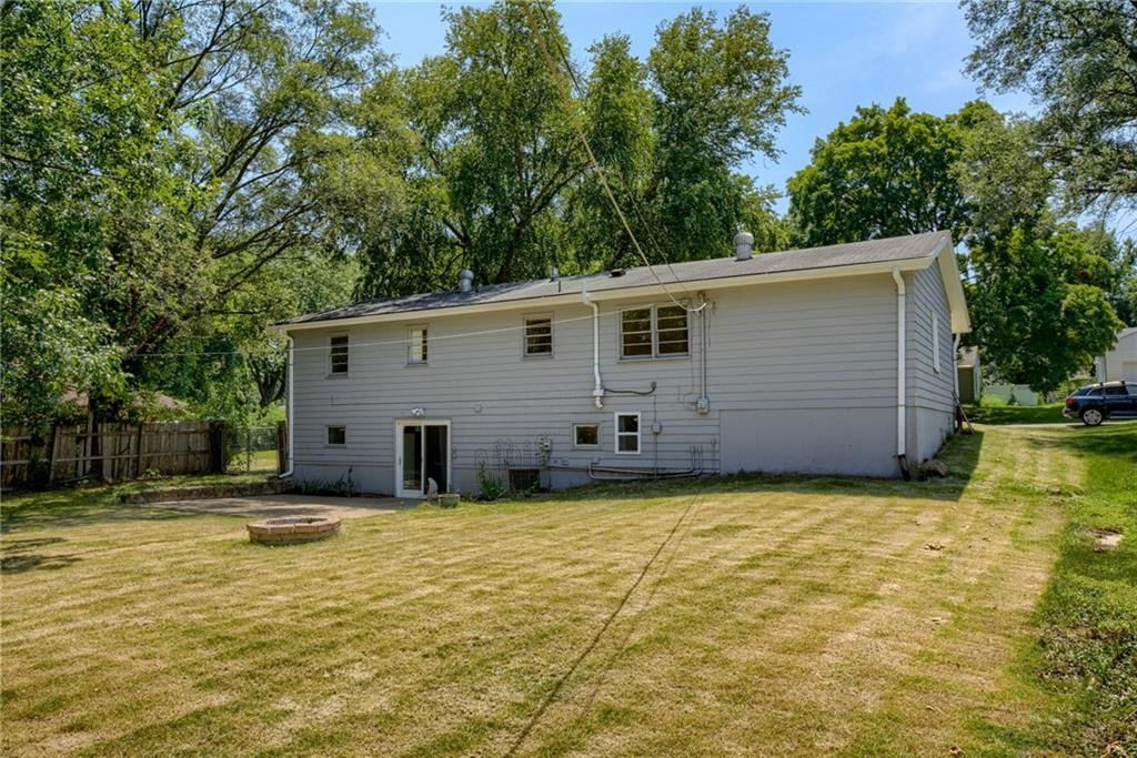 12116 W 63rd Terrace — photo 32