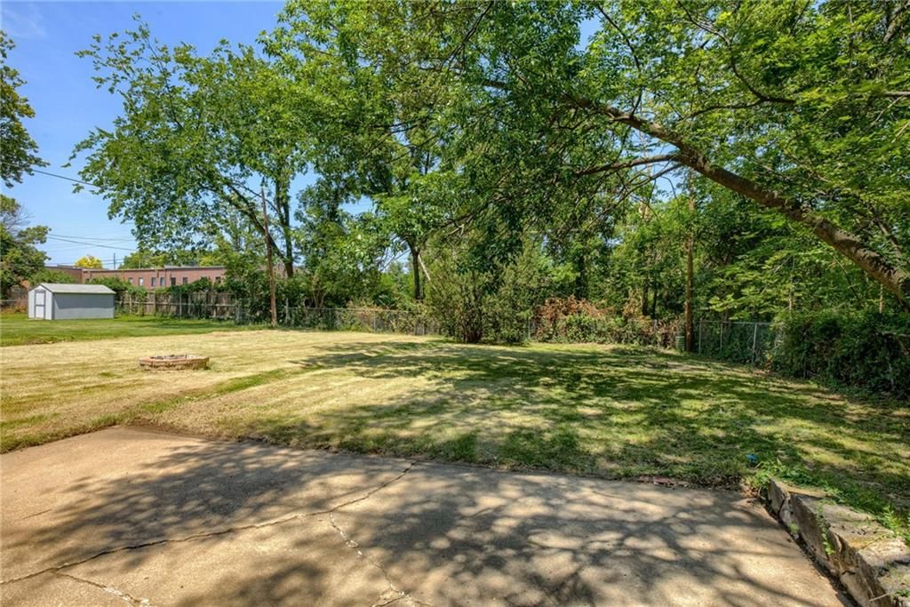 12116 W 63rd Terrace — photo 33