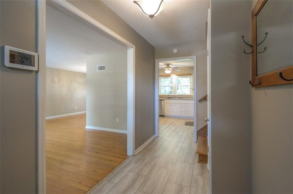 Photo 5 of 34 - 8110 Greeley Avenue