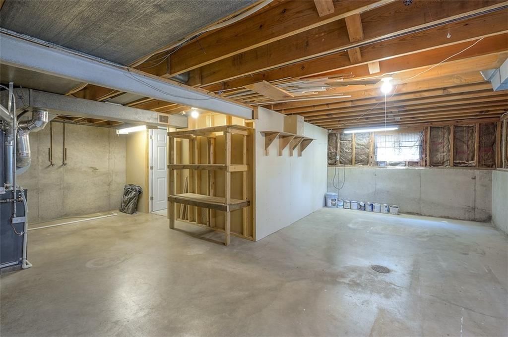 Photo 28 of 34 - 8110 Greeley Avenue