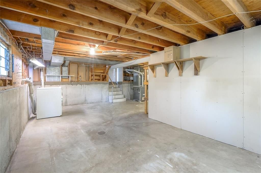 Photo 29 of 34 - 8110 Greeley Avenue