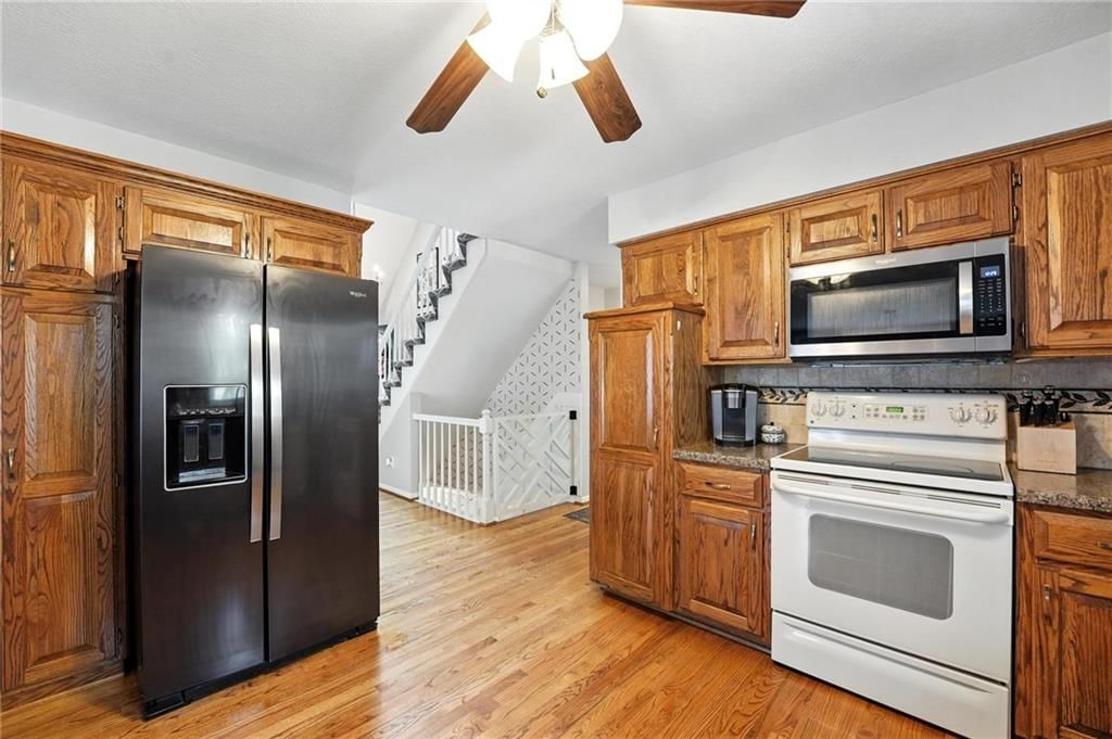 2128 Sunset Circle — photo 10