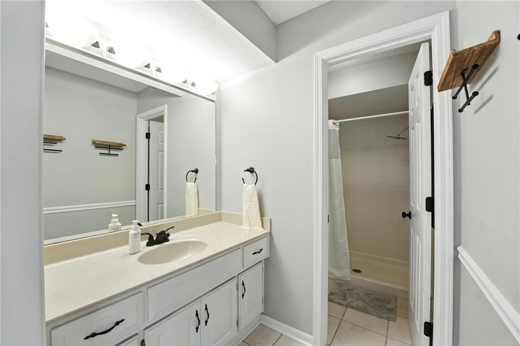 2128 Sunset Circle — photo 18