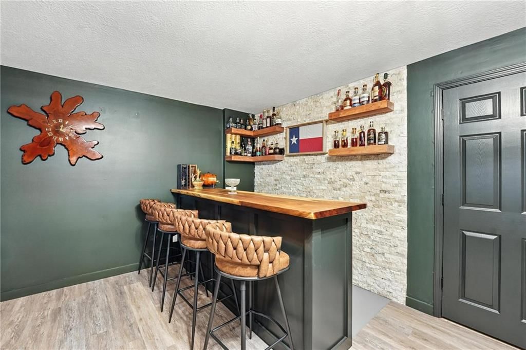 2128 Sunset Circle — photo 26