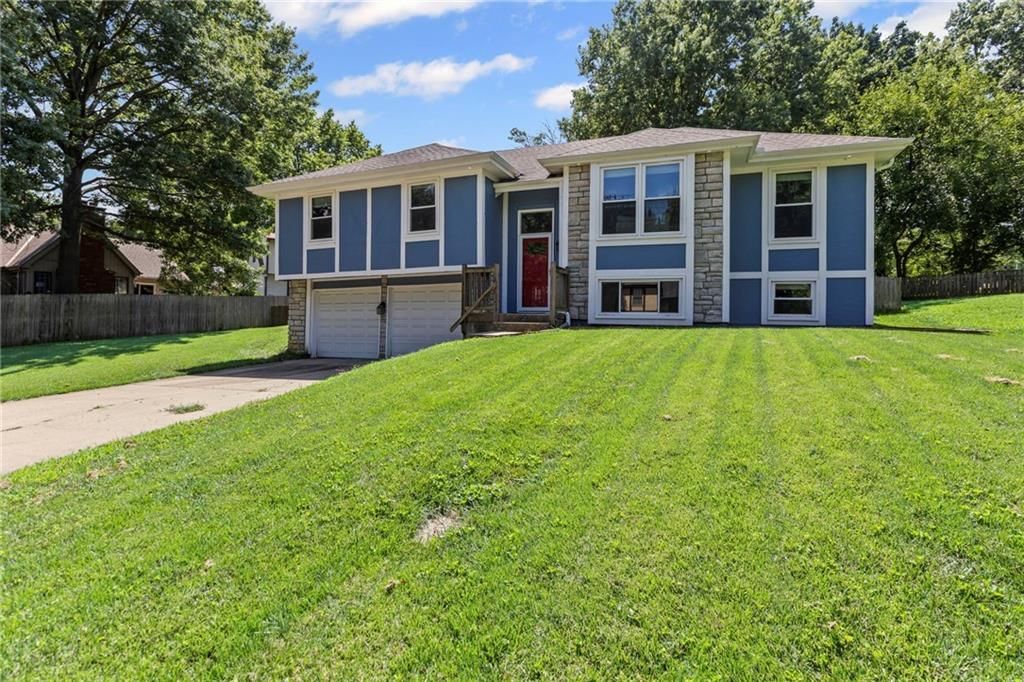 14206 S Locust Street — photo 3