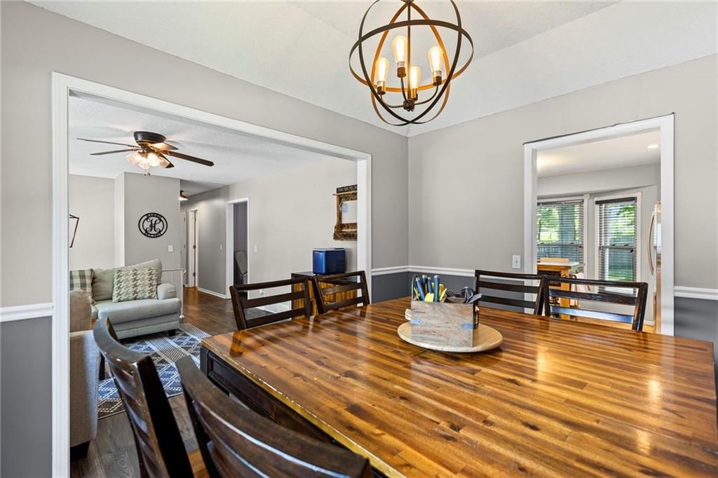 14206 S Locust Street — photo 10