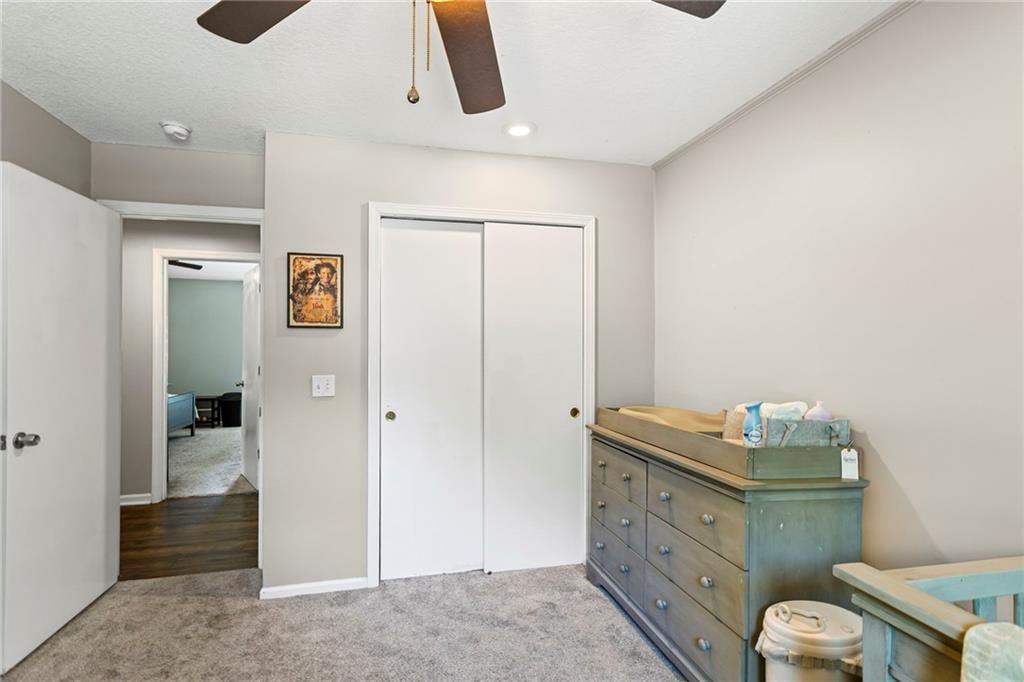 14206 S Locust Street — photo 24