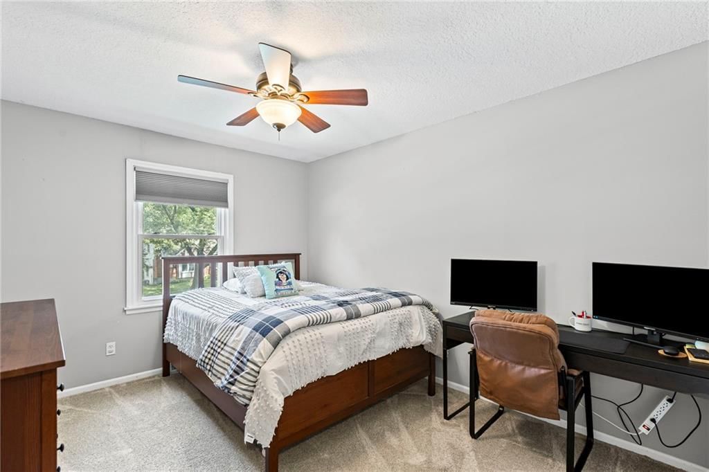 14206 S Locust Street — photo 26