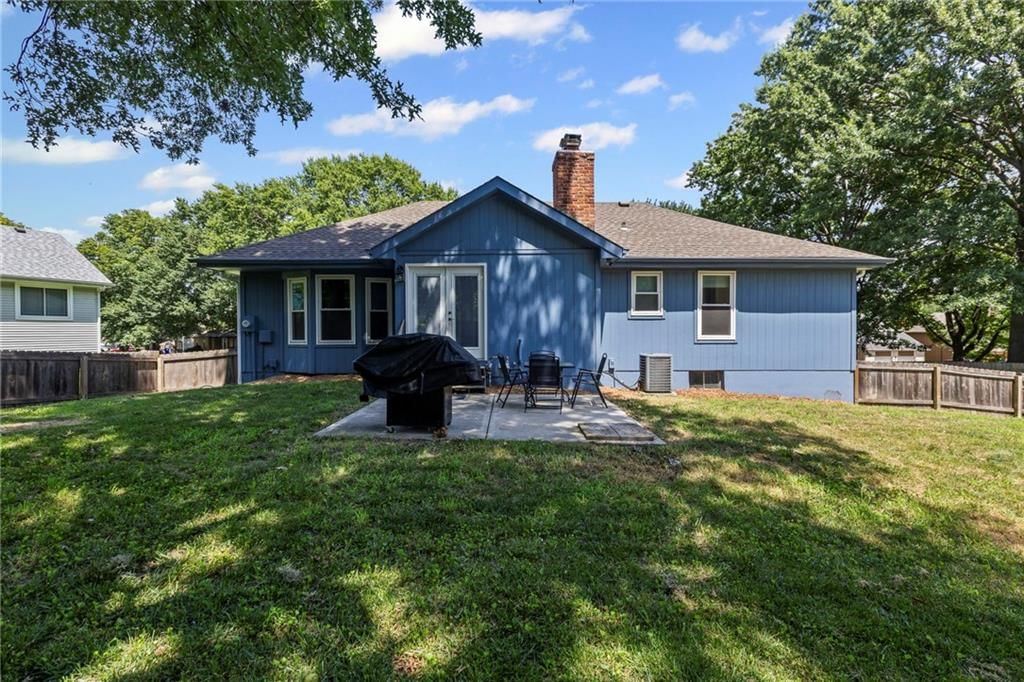 14206 S Locust Street — photo 38