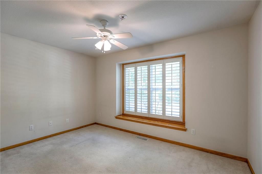 3013 S Redwood Drive — photo 18