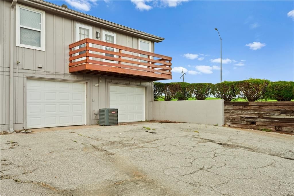 Photo 31 of 32 - 14001 Dunbar Court