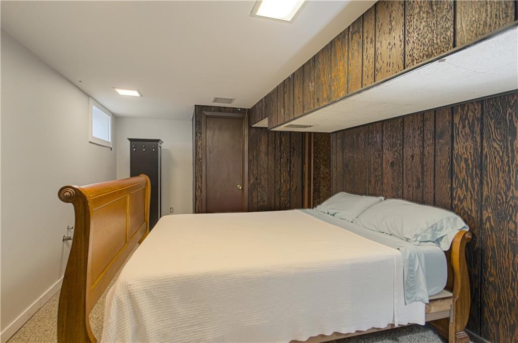 1476 Hemlock Drive — photo 15