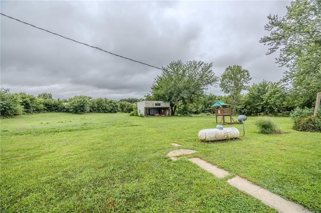 7486 Newton Road — photo 36