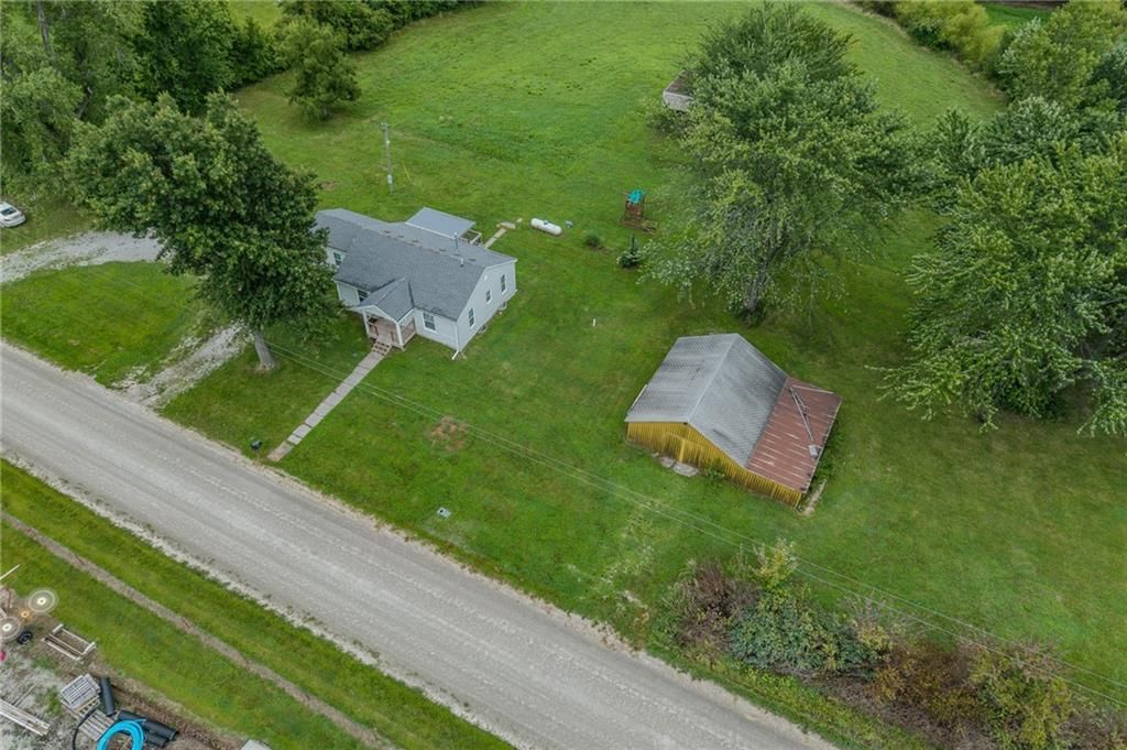 7486 Newton Road — photo 46