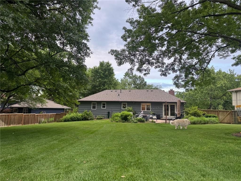Photo 33 of 43 - 9332 HARDY Drive