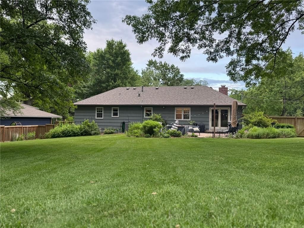 Photo 39 of 43 - 9332 HARDY Drive