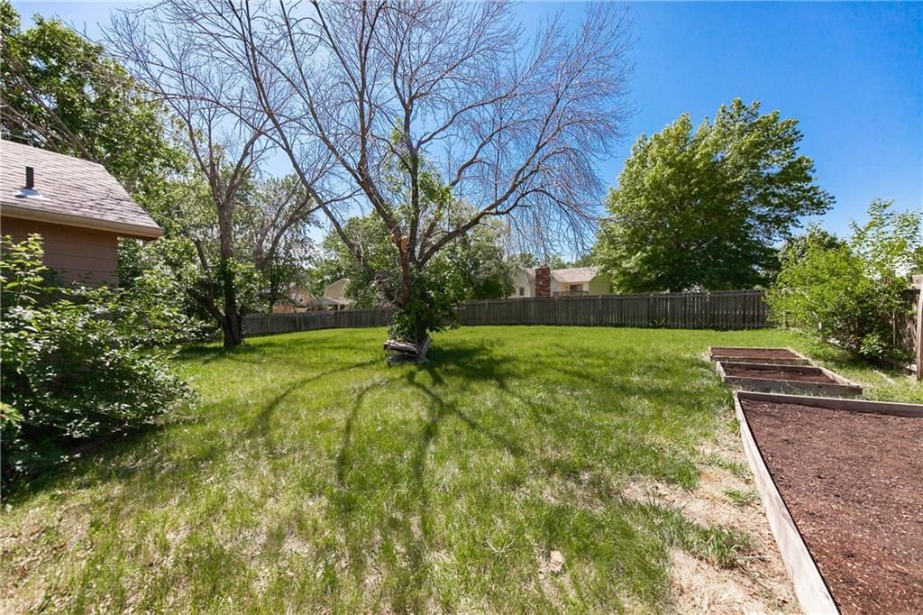 Photo 46 of 53 - 2701 Pebble Lane