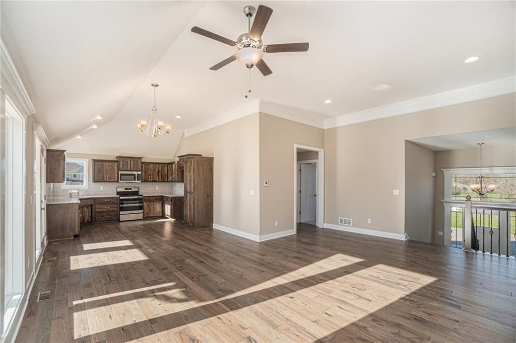 12402 Morgan Street — photo 9
