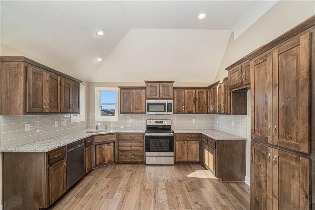 12402 Morgan Street — photo 12