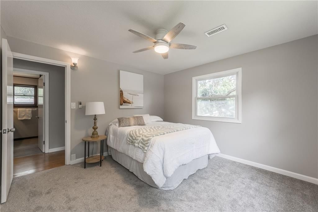 804 NE 61st Street — photo 21