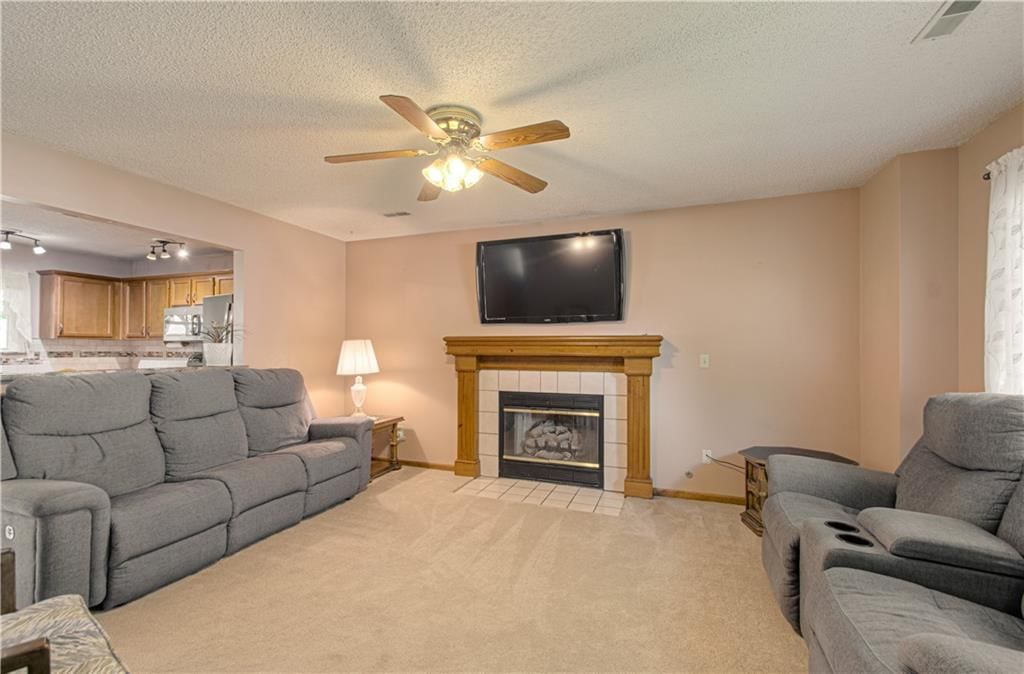 Photo 5 of 30 - 205 Cross Creek Lane