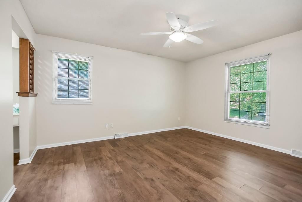 Photo 13 of 38 - 1604 SW 18th Street Court
