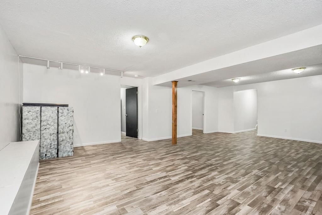 Photo 21 of 38 - 1604 SW 18th Street Court