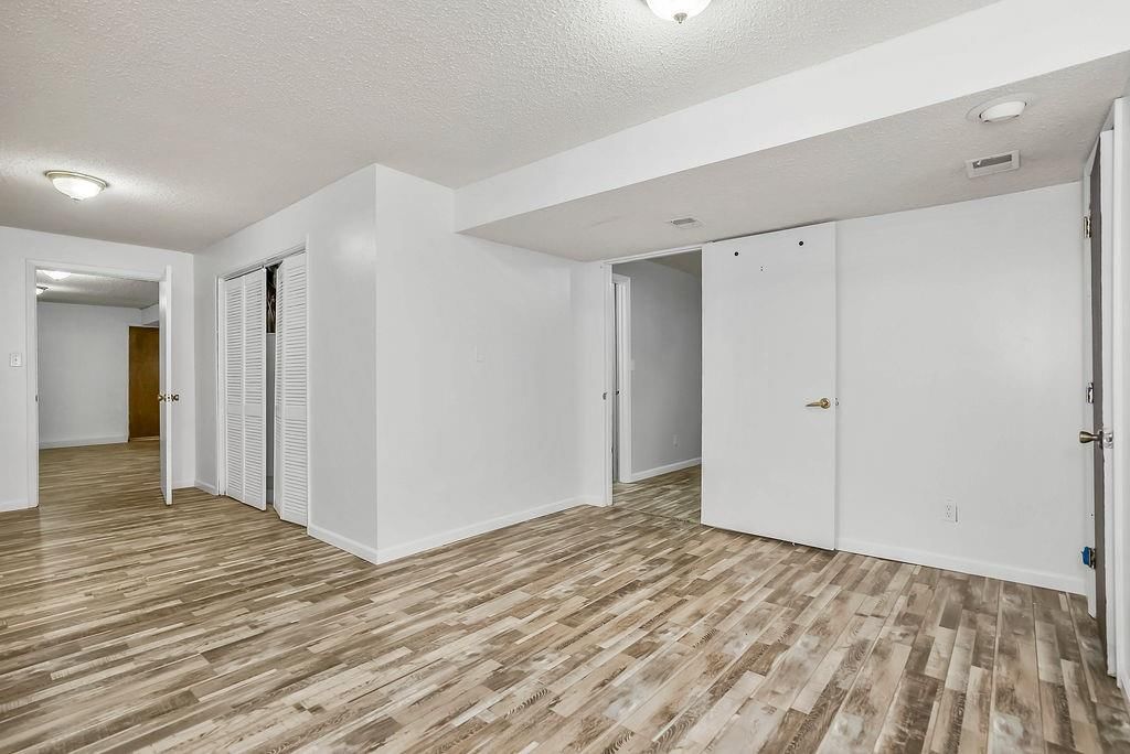 Photo 22 of 38 - 1604 SW 18th Street Court