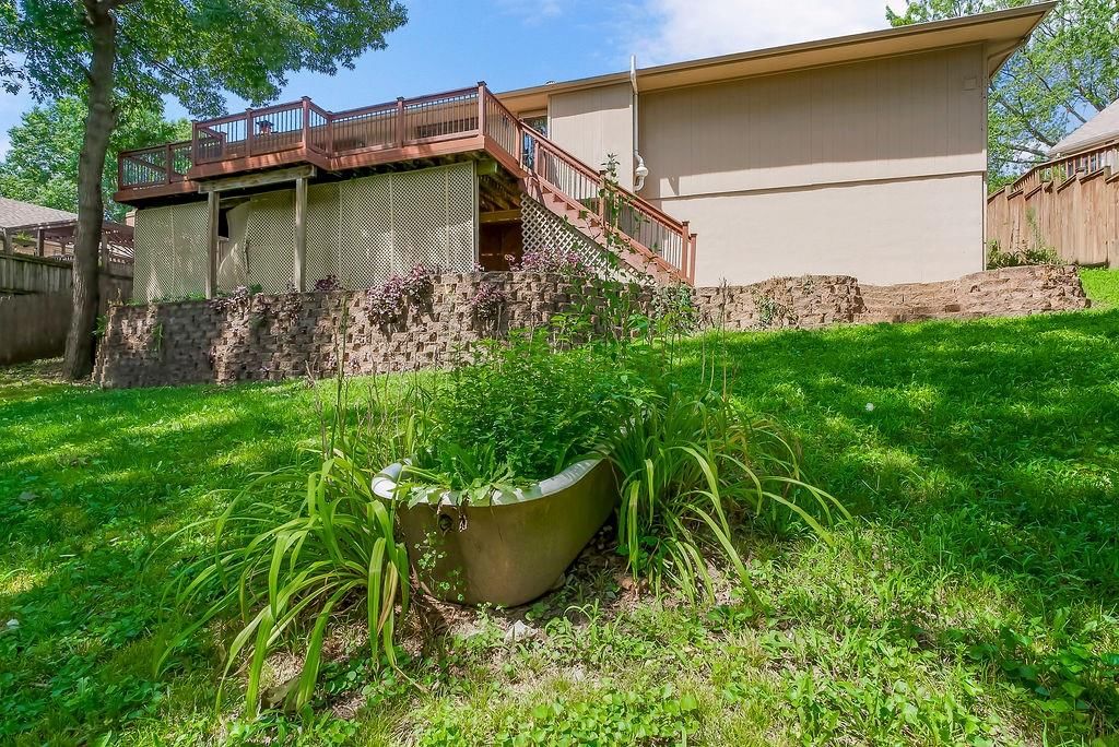 Photo 33 of 38 - 1604 SW 18th Street Court