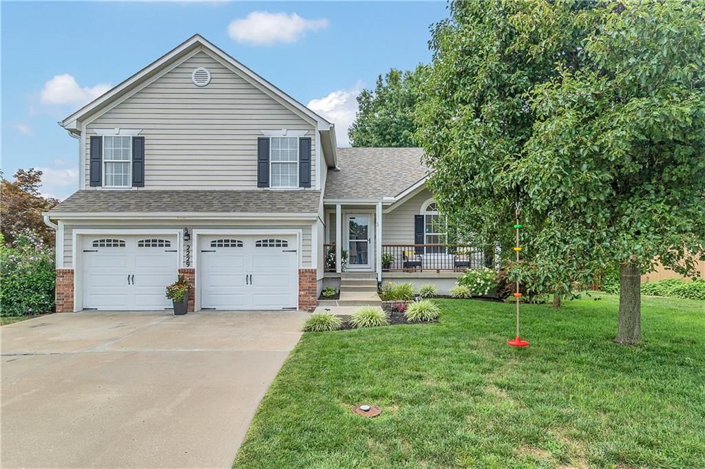 Photo 1 of 42 - 2229 NE MAYBROOK Drive