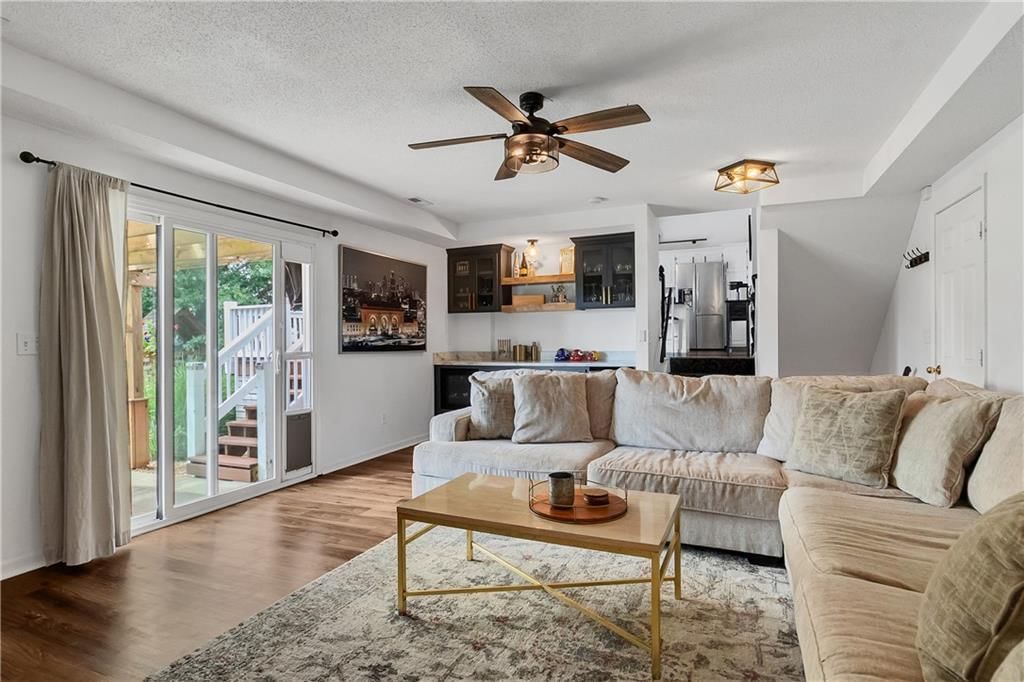 Photo 20 of 42 - 2229 NE MAYBROOK Drive