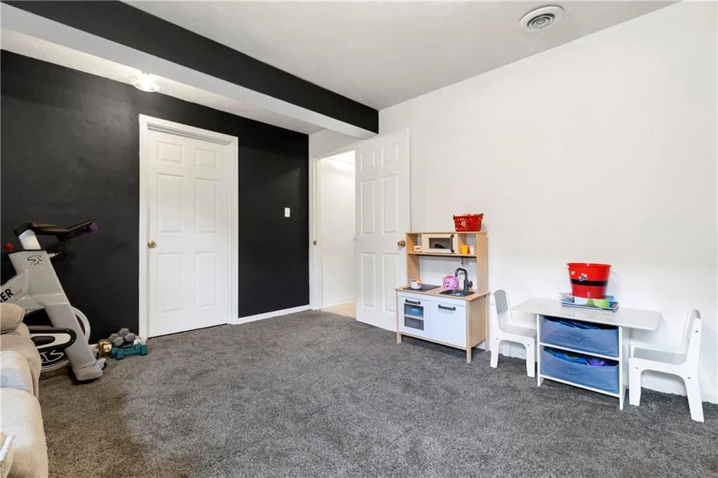 Photo 24 of 42 - 2229 NE MAYBROOK Drive