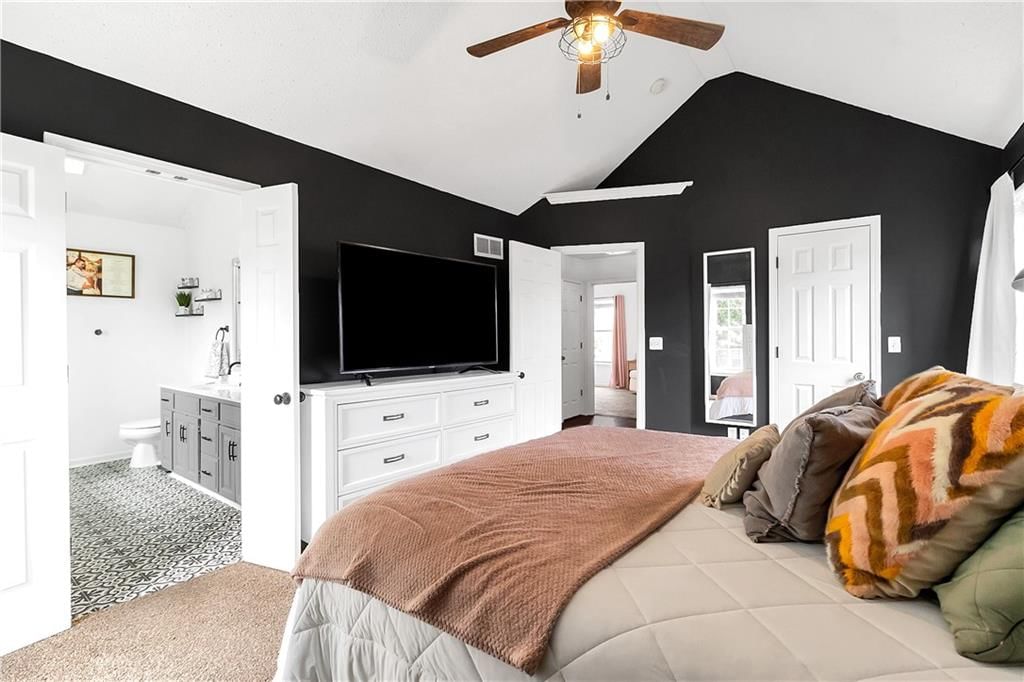 Photo 27 of 42 - 2229 NE MAYBROOK Drive