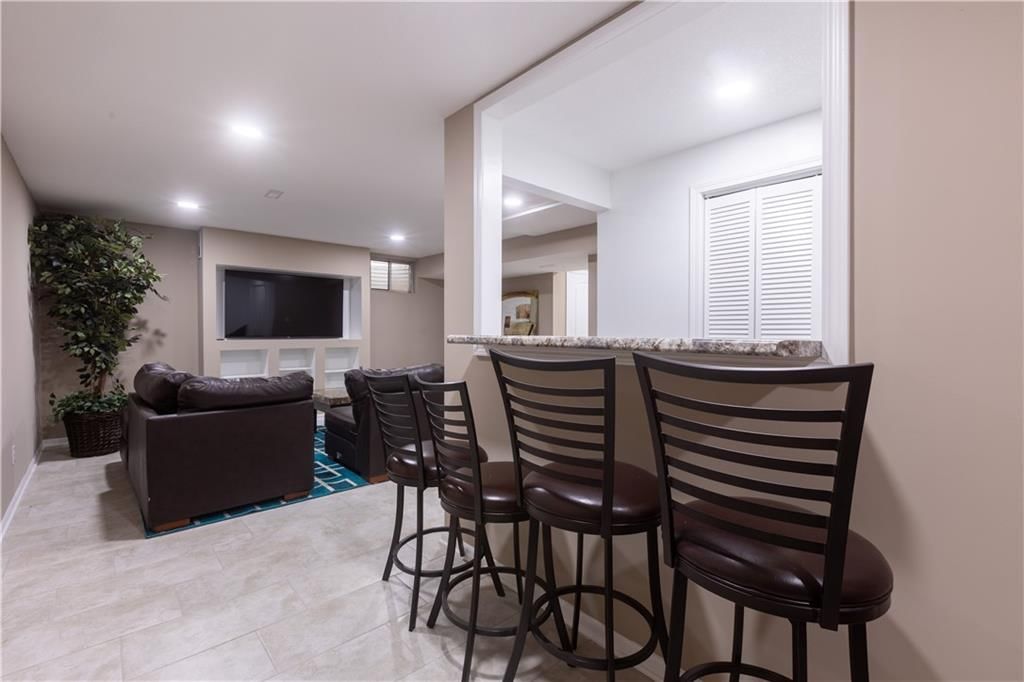 Photo 24 of 46 - 6501 Proctor Avenue