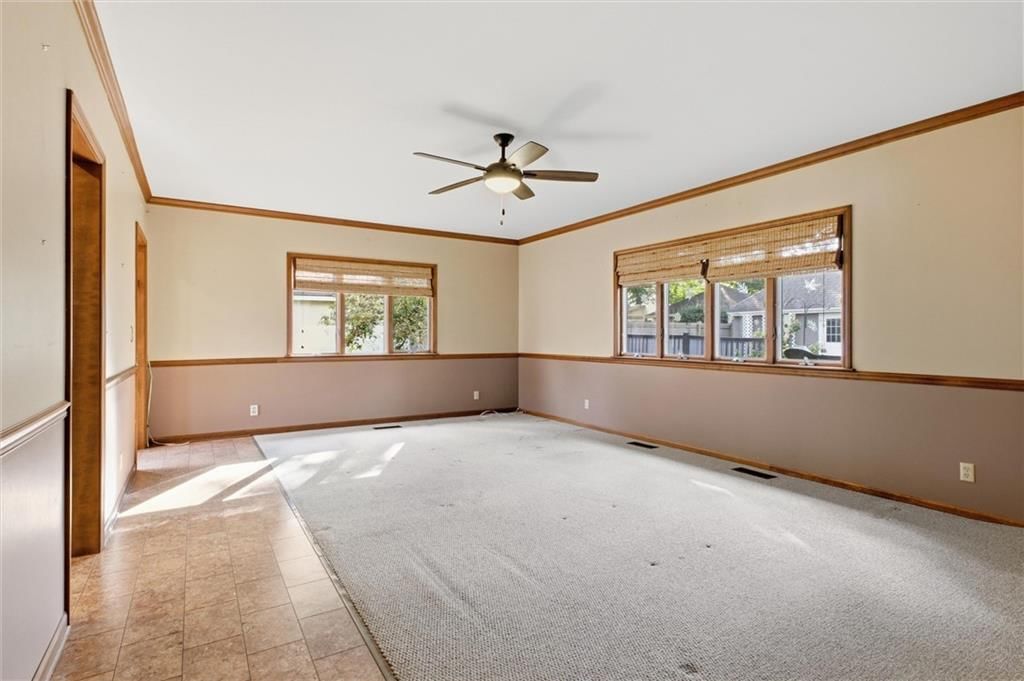 Photo 8 of 27 - 27 W 69th Terrace