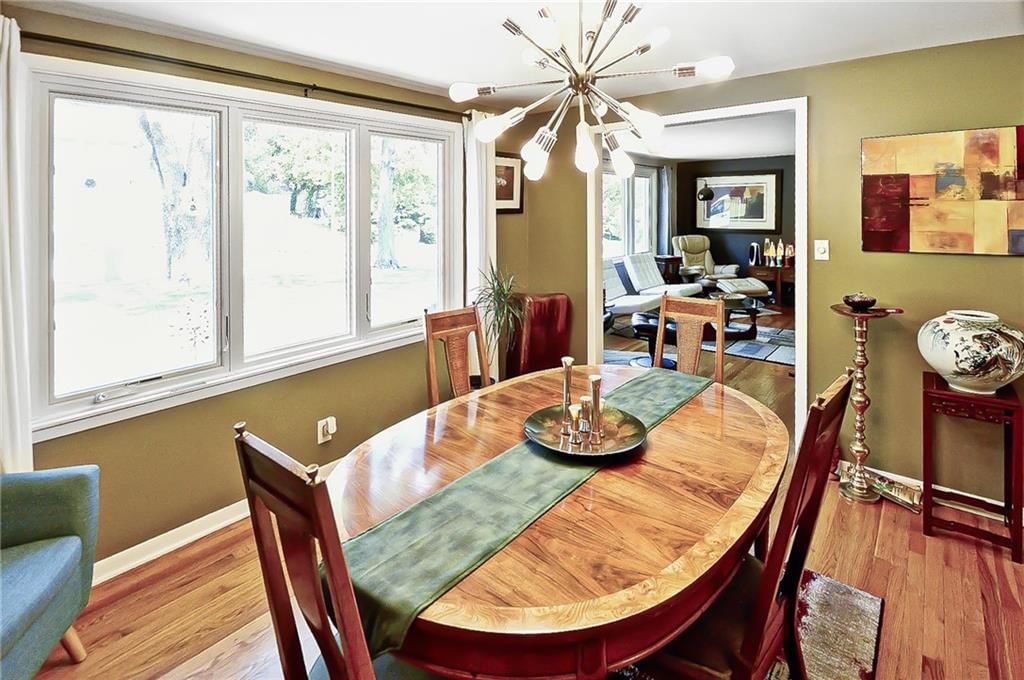 Photo 12 of 35 - 5 NW Briarcliff Road